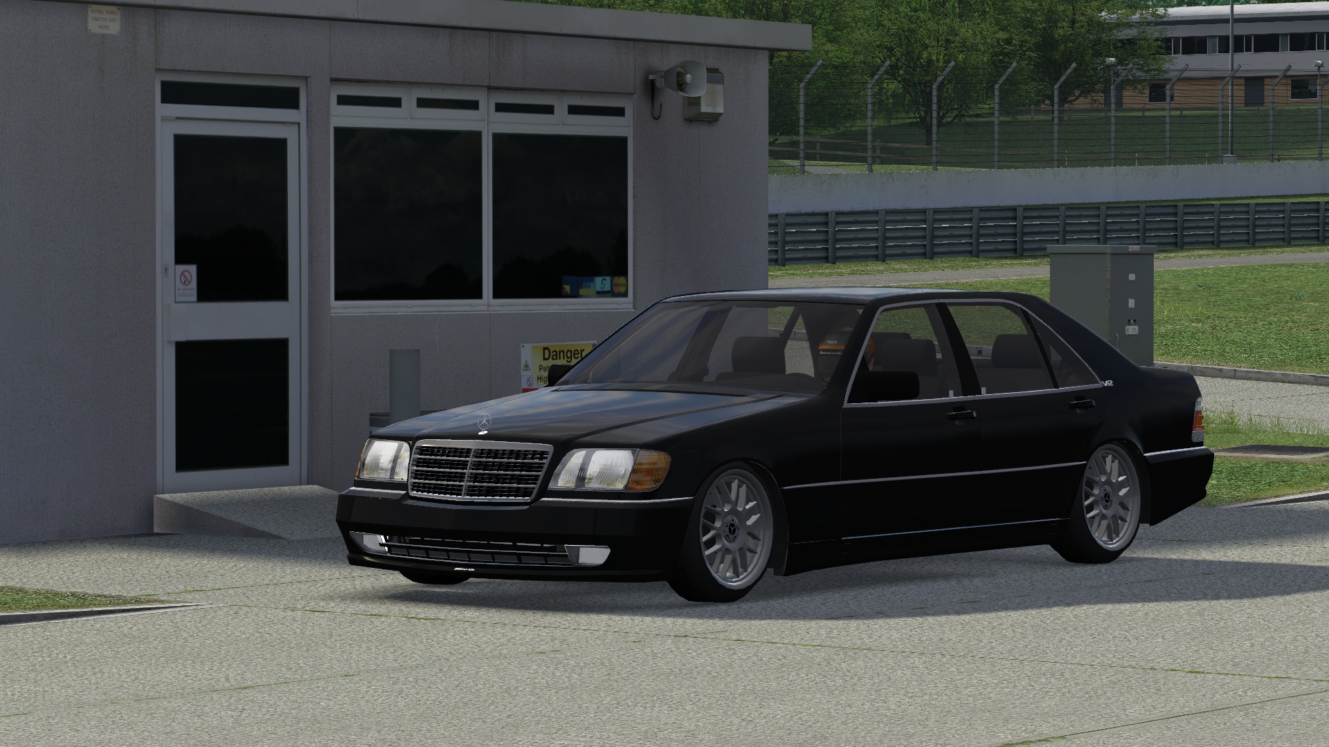 LFS – Mercedes Benz W140 S600 AMG Modu